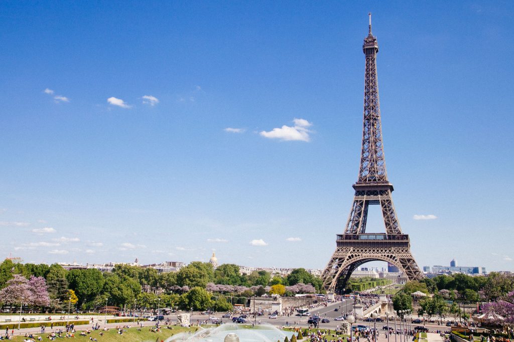 Как оформить визу во Францию?