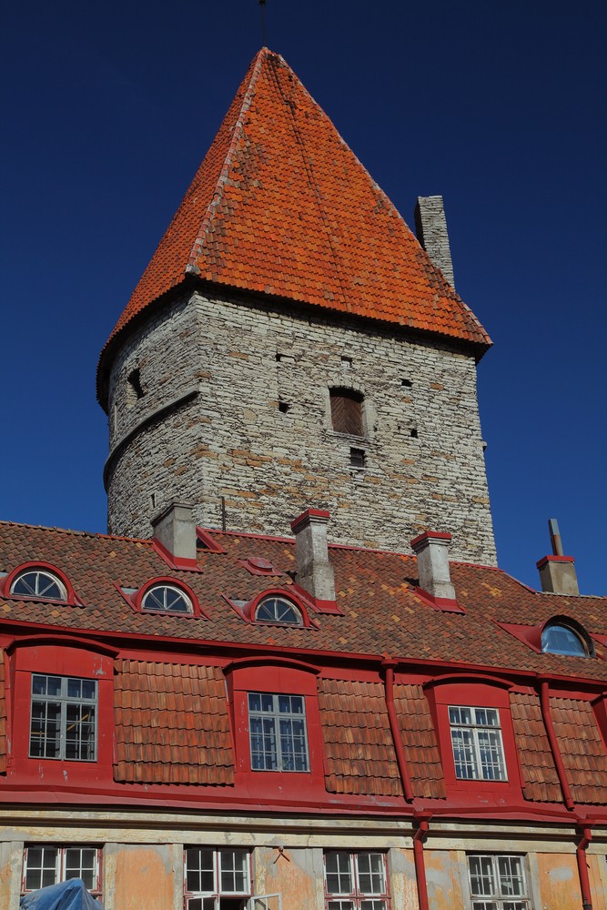 Башня замка в старом городе Таллин